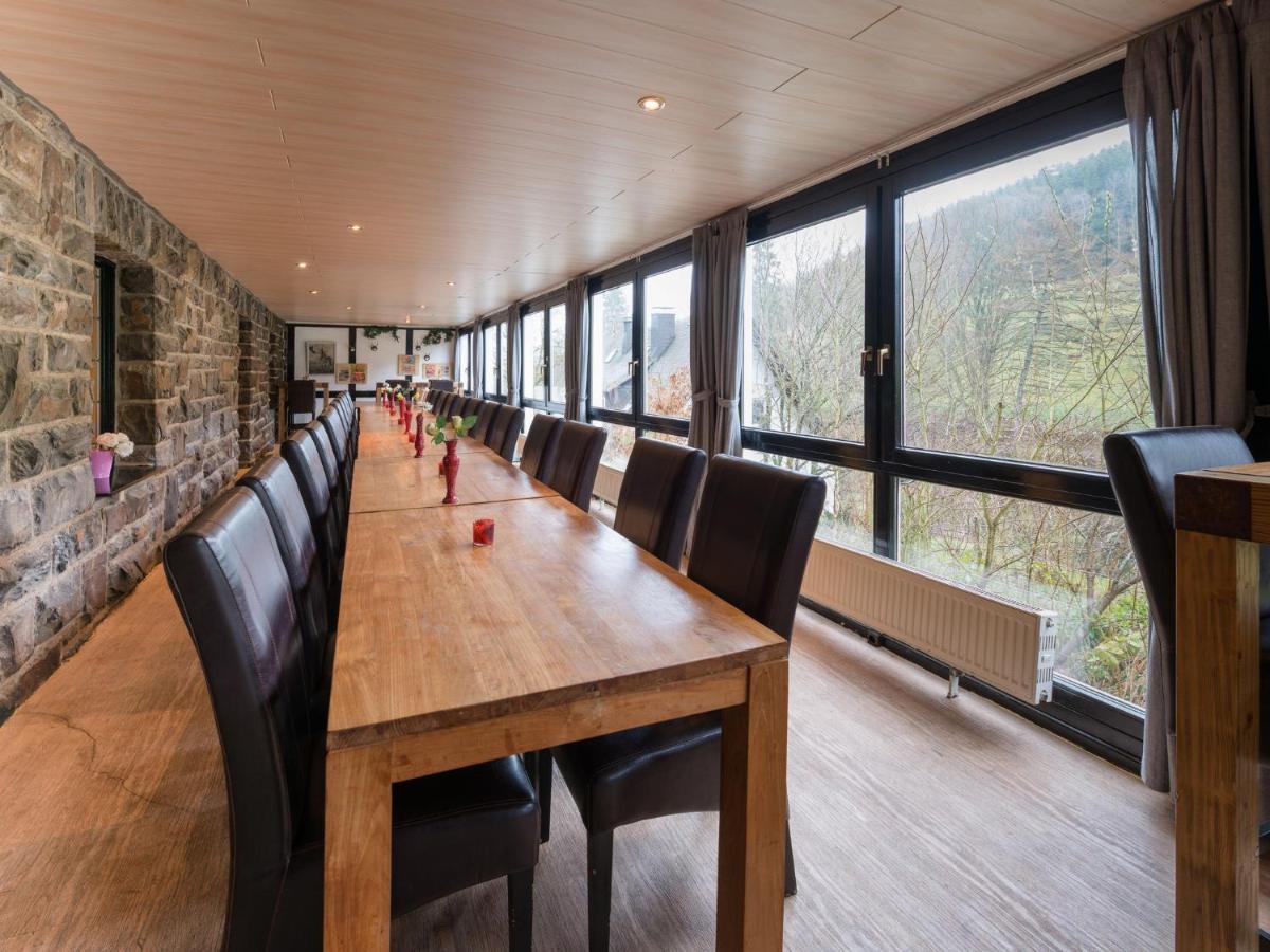 Large House In In The Sauerland Region Ferienhaus *